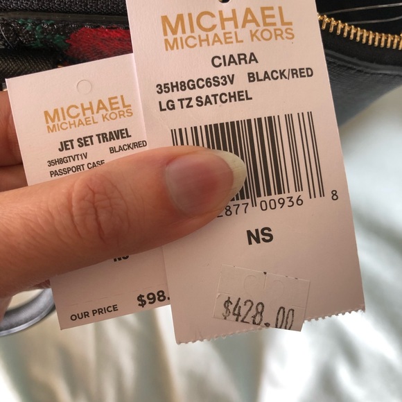 SOLD 2 Piece Micheal Kors Satchel & Wallet Set - Picture 6 of 8